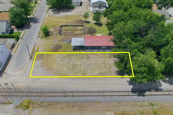 730 E Boston St, Wichita, KS 67211