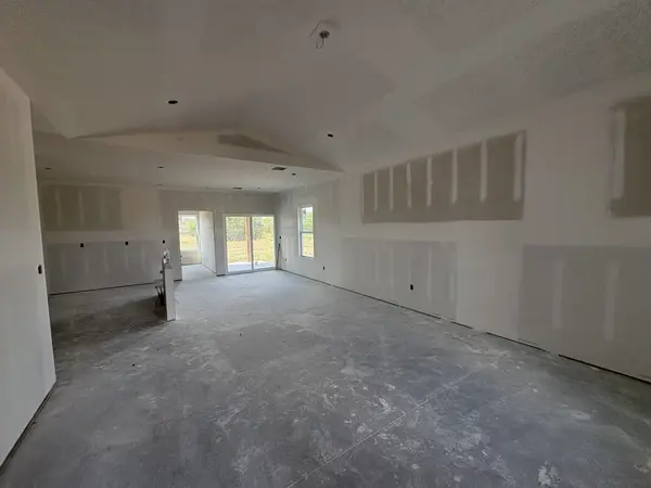 5709 Plumthicket St, Bel Aire, KS 67226