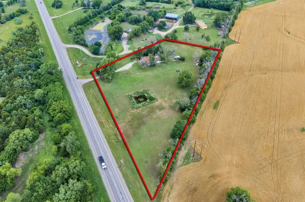 1332 N Hwy 15, Mulvane, KS 67110