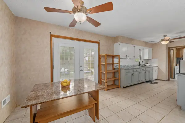 3 N Willow, Mulvane, KS 67110