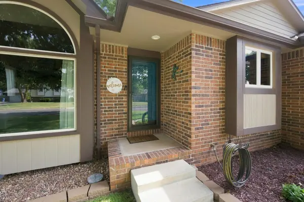 10810 W Rolling Hills, Wichita, KS 67212