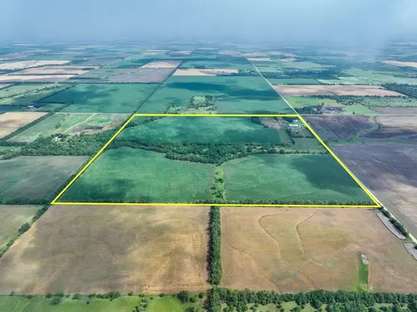 8227 N Rock Rd, Walton, KS 67151