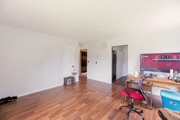 4930 E Gilbert St, Wichita, KS 67218