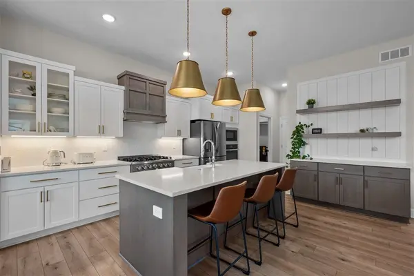 4909 N Emerald Ct, Maize, KS 67101-8716