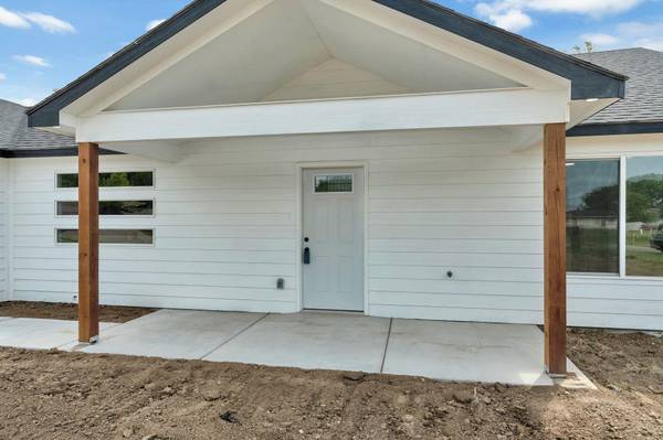 4612 S Edwards Cir., Wichita, KS 67217