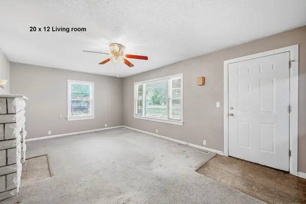 4204 S Bartlow Dr, Wichita, KS 67217