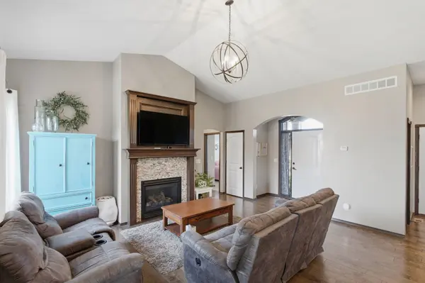 11007 W Hampton Lakes St, Maize, KS 67101-3780