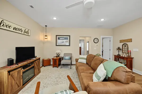 1007 Lingonberry Ln., Lindsborg, KS 67456