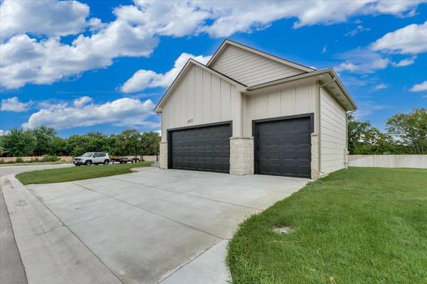 12025 W Cornelison Ct, Wichita, KS 67235