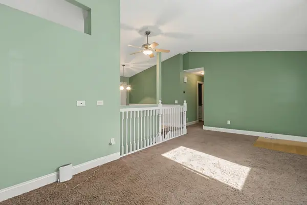 3 W Son Ct, Valley Center, KS 67147