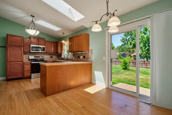3 W Son Ct, Valley Center, KS 67147
