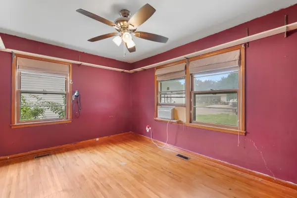 2732 S Greenwood Ave, Wichita, KS 67216