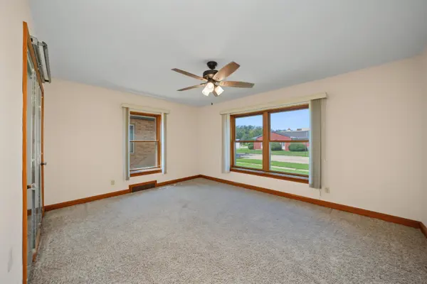 106 N Oakdale Ave., Salina, KS 67401