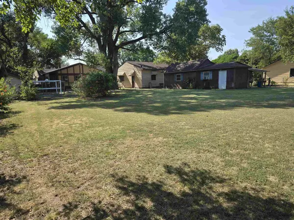 2618 N Athenian, Wichita, KS 67204