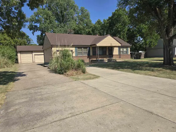 2618 N Athenian, Wichita, KS 67204