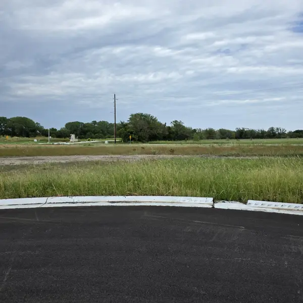 1630 Northridge, Valley Center, KS 67147