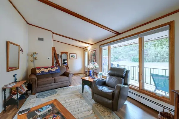 1704 E 8th, Winfield, KS 67156