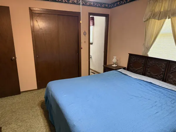 1920 E Fairchild St, Park City, KS 67219