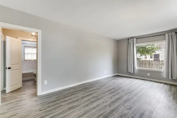 117 W Zimmerly St, Wichita, KS 67213