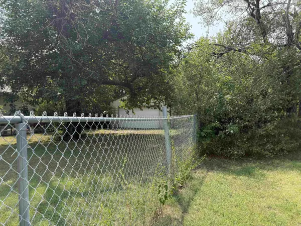 4223 W Zoo Blvd, Wichita, KS 67212