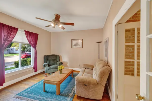 507 W 6th St, Newton, KS 67114