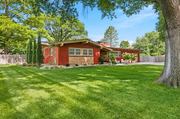974 W Alexander Ave, Haysville, KS 67060