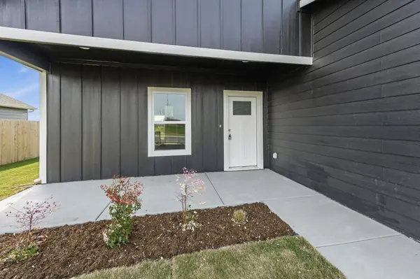 3480 E Derwin St, Derby, KS 67037-7814