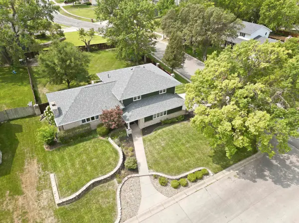 2600 Deborah Drive, Salina, KS 67401