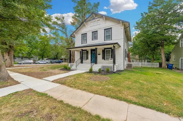 1028 Dearborn St, Augusta, KS 67010