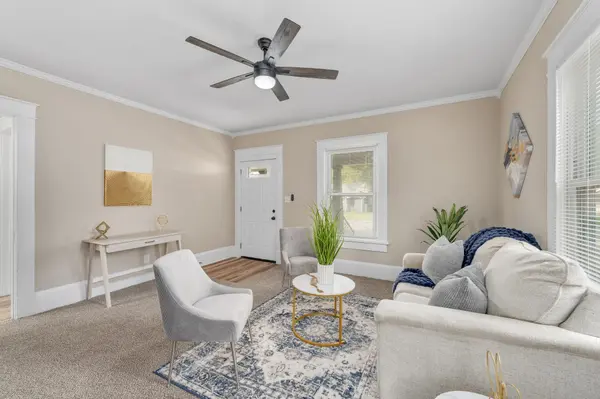 1028 Dearborn St, Augusta, KS 67010