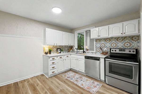 545 S Queen, Maize, KS 67101