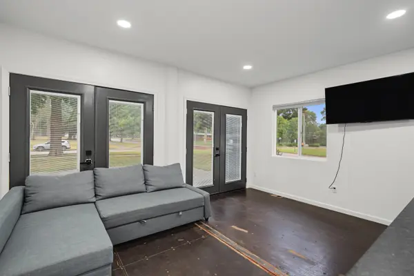 604 N Main St., Lindsborg, KS 67456