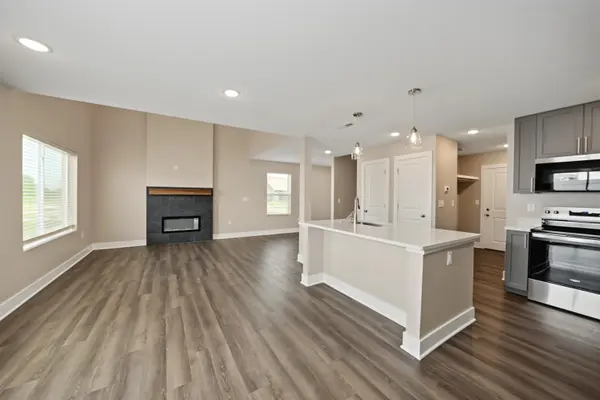 2704 Amelia Lane, Salina, KS 67401