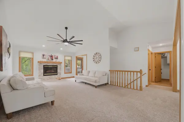 155 Elm Ct, Andover, KS 67002