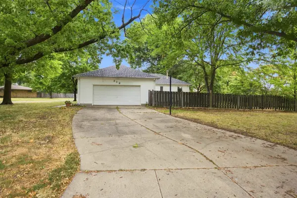 312 Normandy, Newton, KS 67114