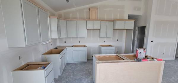 121 S Midway St., Valley Center, KS 67147