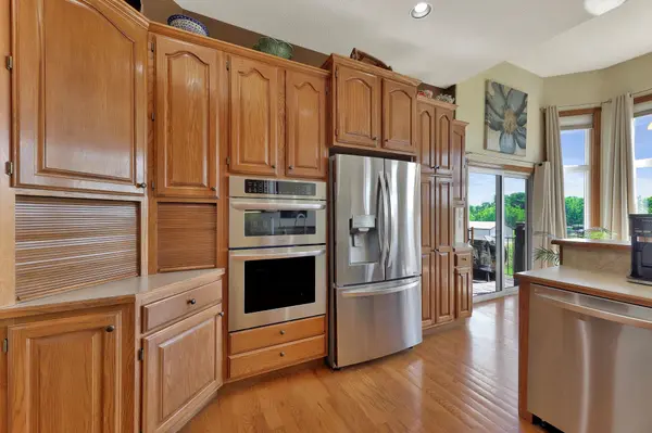 516 N Fiddlers Creek St, Valley Center, KS 67147