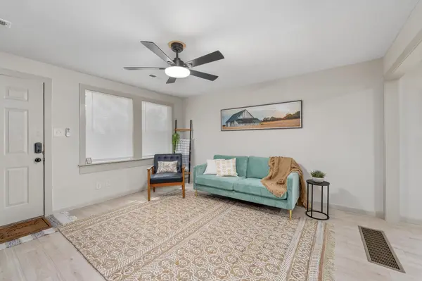 4668 S Laclede Ave, Wichita, KS 67217