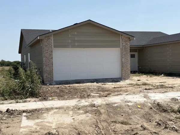 2912 S Denene, Wichita, KS 67215