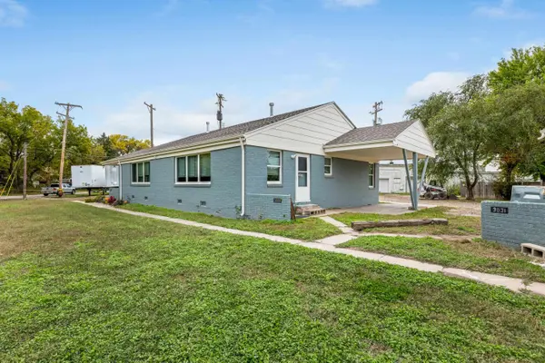 3023-3055 N Porter Ave, Wichita, KS 67204