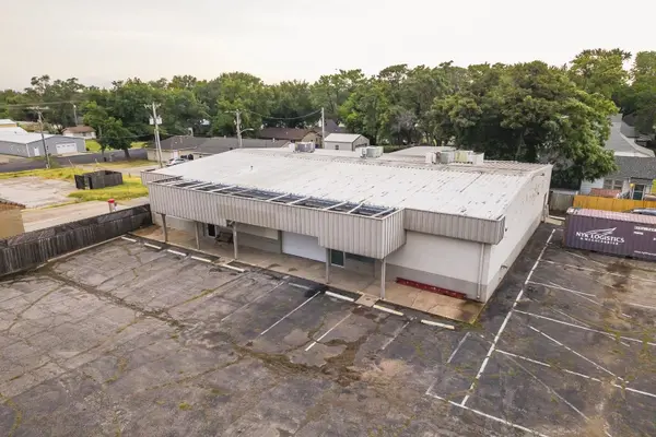226 E Ross, Clearwater, KS 67026