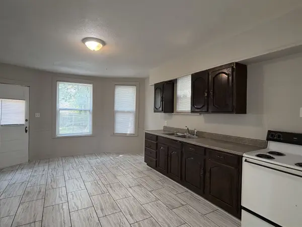 109 S West Pl., Salina, KS 67401