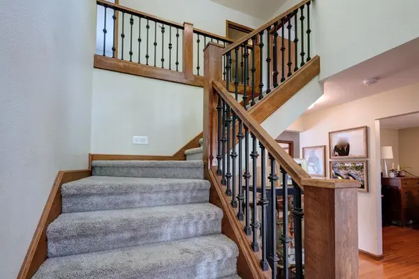 609 E 33rd, Winfield, KS 67156