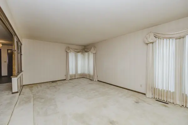 2243 W Bella Vista, Wichita, KS 67203