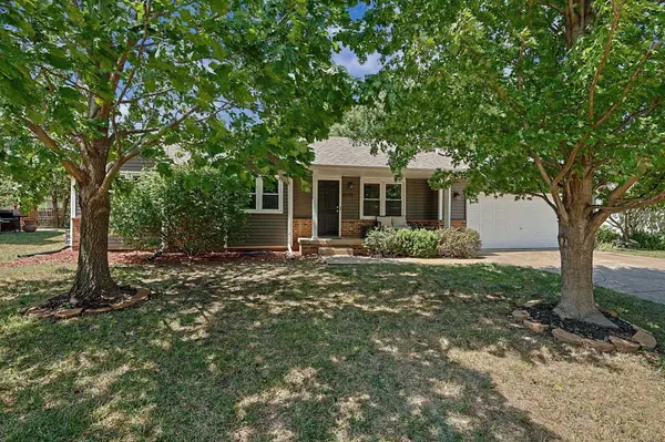 1633 N Tanglewood, Rose Hill, KS 67133