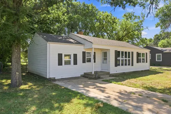 3016 N Charles Ave, Wichita, KS 67204