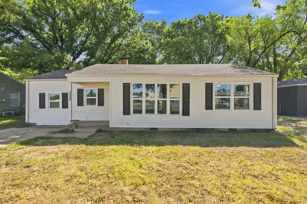 3016 N Charles Ave, Wichita, KS 67204