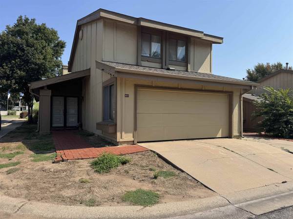 8419 E Harry, Wichita, KS 67207