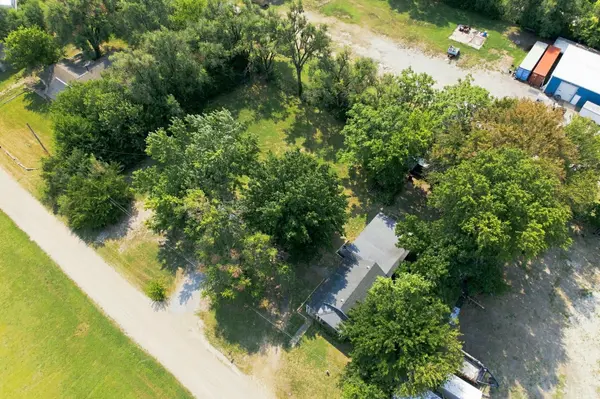 6520 N Broadway, Park City, KS 67219