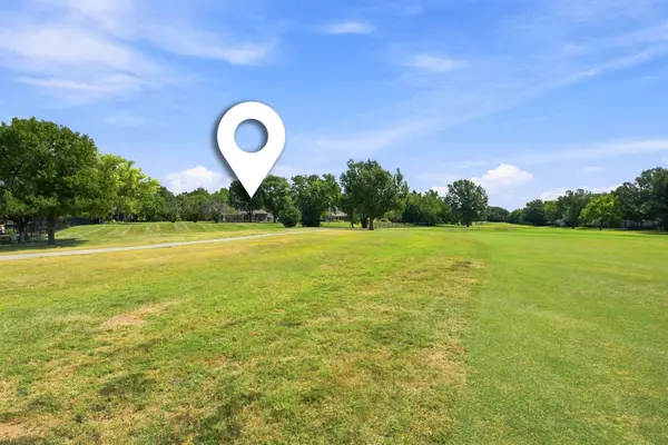 2323 N Greenleaf, Wichita, KS 67226